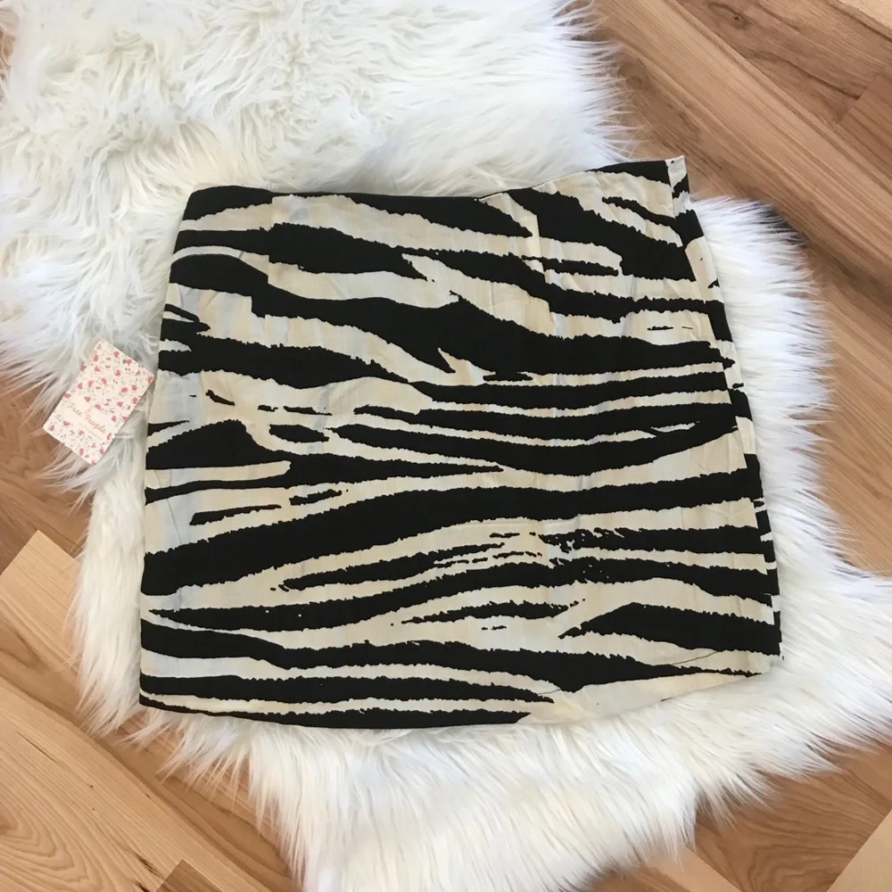 FREE PEOPLE Zebra Ruffle Babe Mini Skirt - Picture 7 of 11